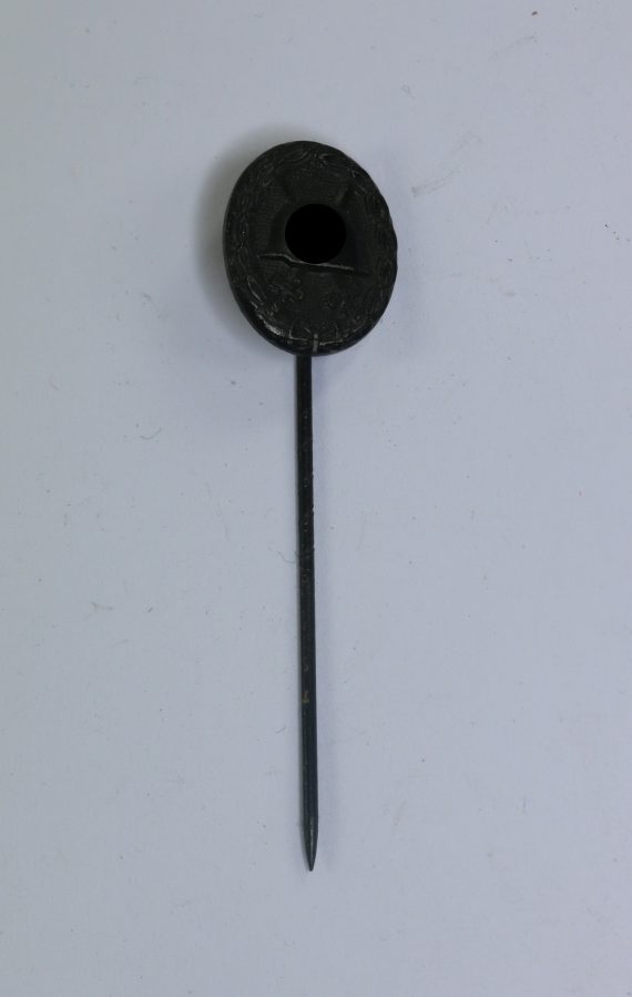 16 MM Miniatur Verwundetenabzeichen in Schwarz 1939 (1)