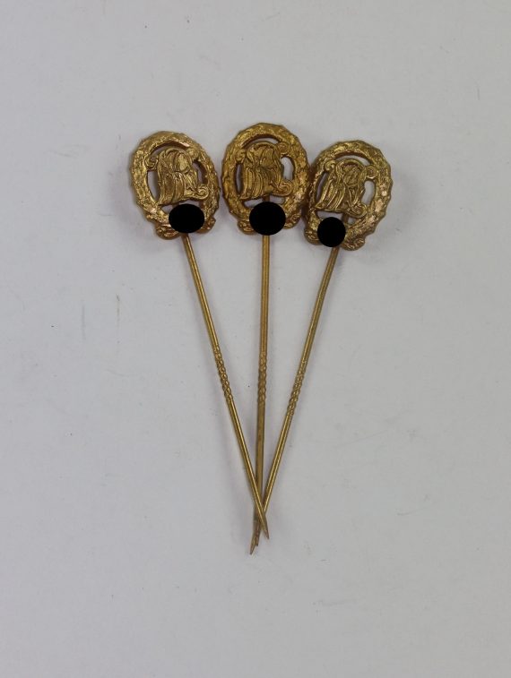 16_mm_miniatur_reichsportabzeichen_in_gold_hst