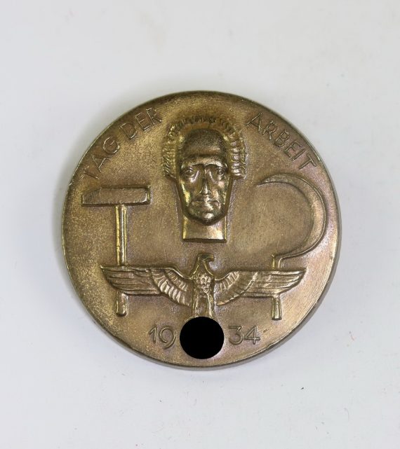 Abzeichen, 1. Mai 1934 (Buntmetall) (1)