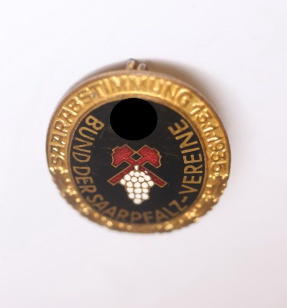 Abzeichen, Bund der Saarpfalz-Vereine - Saarabstimmung 13.1.1935, Hst. Entw. A.Bernd jr. Ausf. F. Mannheim K'lautern (1)