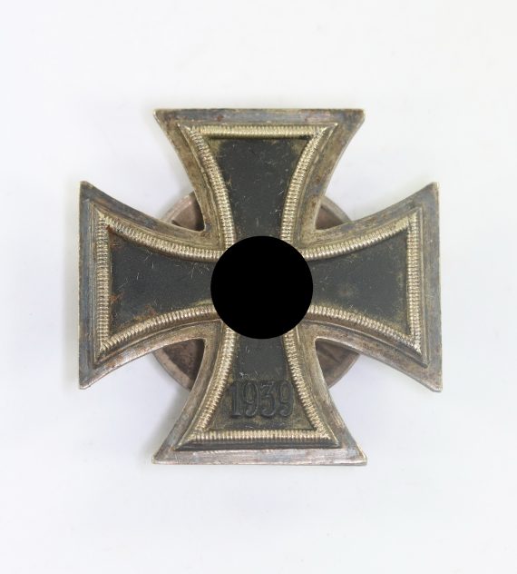 Eisernes Kreuz 1. Klasse 1939, an Schraubscheibe, E.F. Wiedmann, Frankfurt am Main (1)