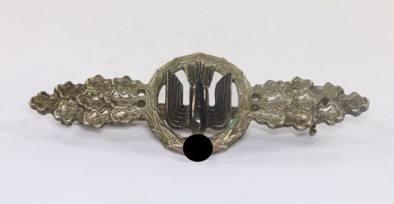 Frontflugspange für Kampfflieger in Silber, C.E. Juncker, Berlin, Neusilber (!) (1)