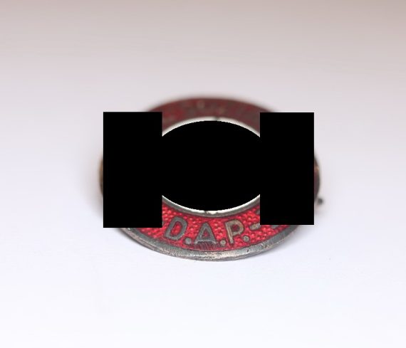 NSDAP Parteiabzeichen, Hst. RZM No 30 (Robert Metzger G.m.b.H, Pforzbeim) (1)