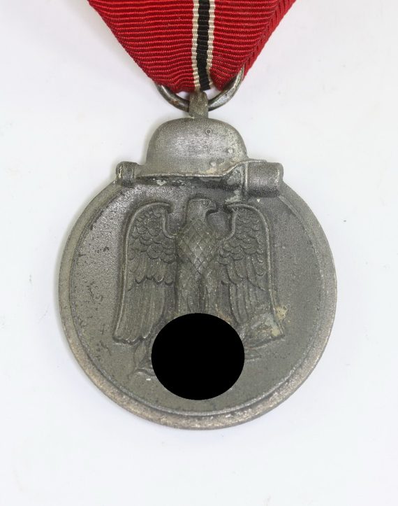 Ostmedaille, Hst. 13 (Karl Wurster, Markneukirchen) – Winterschlacht im Osten (1)