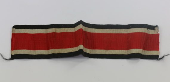 Trageband für das Ritterkreuz des Eisernen Kreuzes (2)