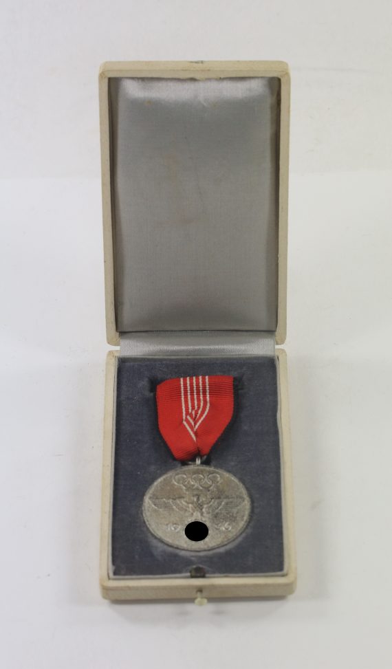 _deutsche_olympiaerinnerungsmedaille_1936_im_etui_1__1_1