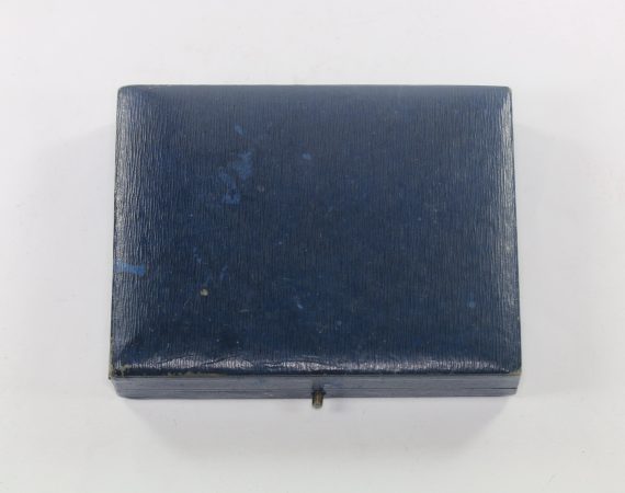 _doppeletui_f_r_das_blockadebrecherabzeichen_1_