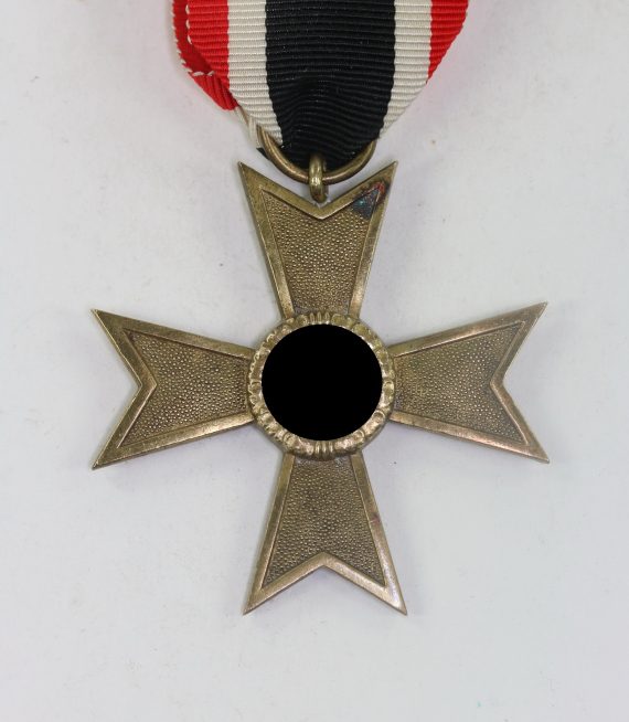 _kriegsverdientkreuz_2