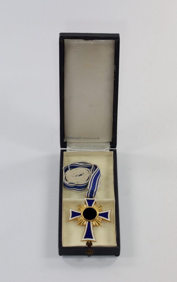 _mutterkreuz_in_gold_im_etui_f