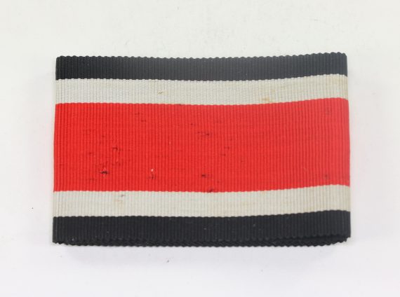 _trageband_f_r_das_ritterkreuz_des_eisernen_kreuzes_gefaltet_f_r_das_etui_1_