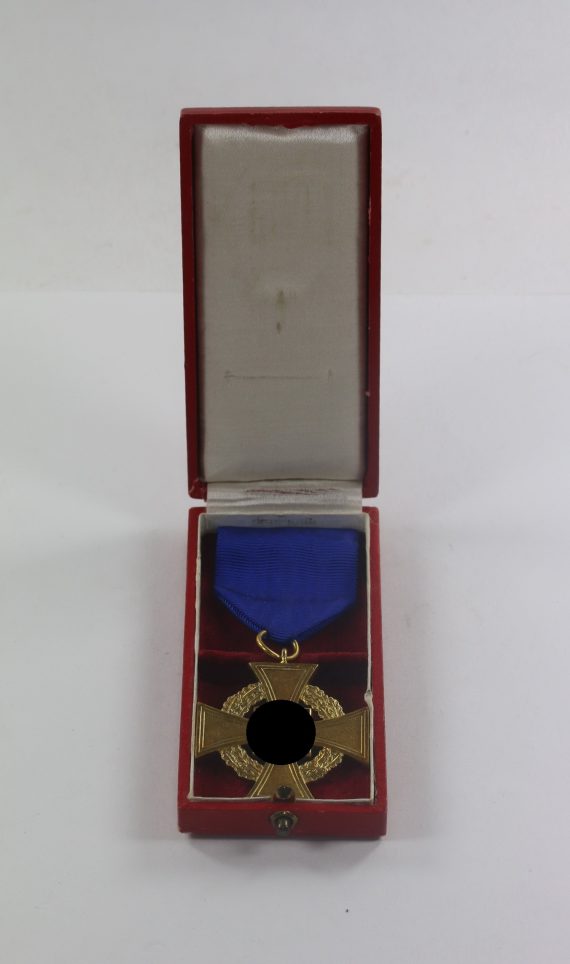 _treudienstehrenzeichen_in_gold_40_jahre_im_etui_1__1