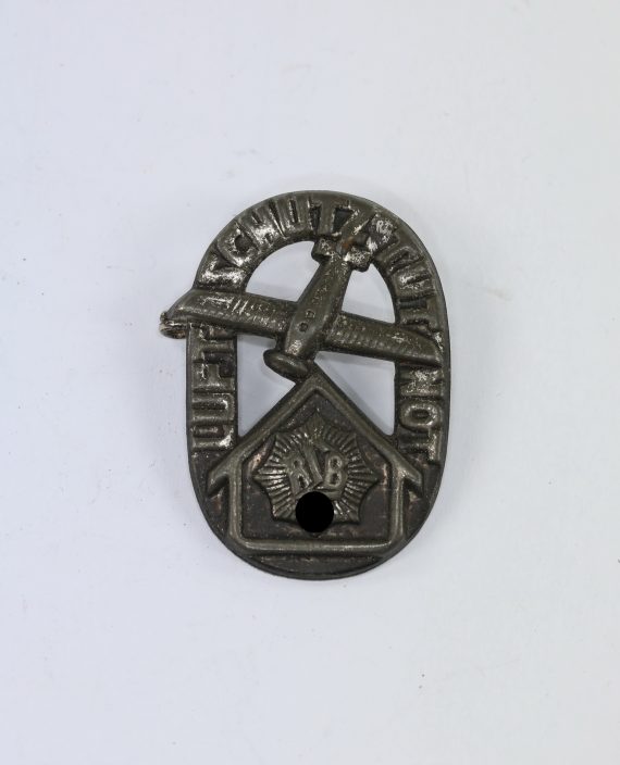 abzeichen_luftschutz_tut_not_1__1