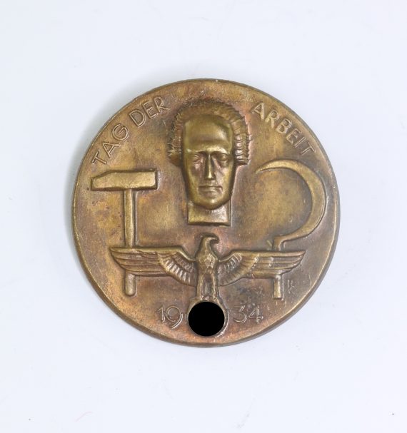 abzeichen_tag_der_arbeit_1934_3__1