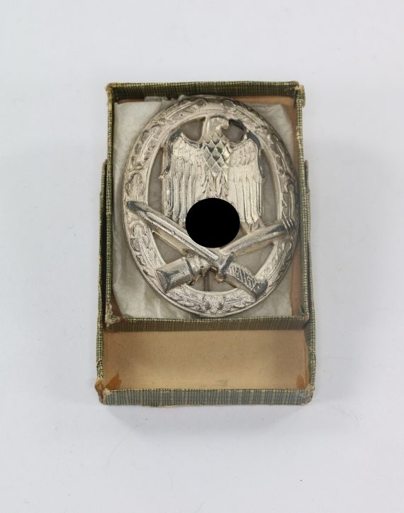 allgemeines_sturmabzeichen_rudolf_karneth_in_verkaufsschachtel_1__2_4nd