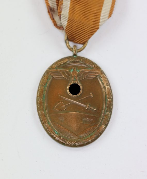 buntmetall_deutsches_schutzwall_ehrenzeichen_f_r_arbeit_zum_schutze_deutschlands_1__1