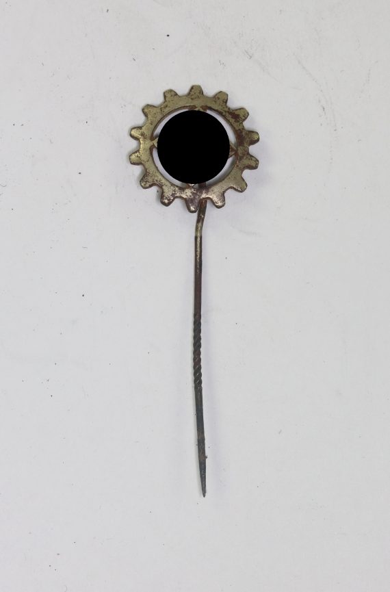 deutsche_arbeitsfront_daf_mitgliedsabzeichen_1__7_4nd