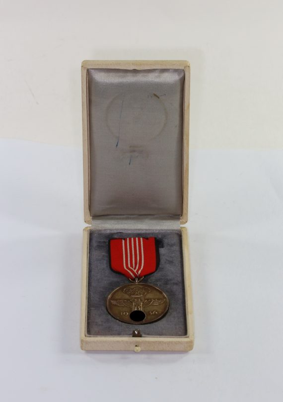 deutsche_olympiaerinnerungsmedaille_1936_im_etui_f_r_verdienstvolle_mitarbeit_bei_den_olympischen_spielen_1939_1__1_1