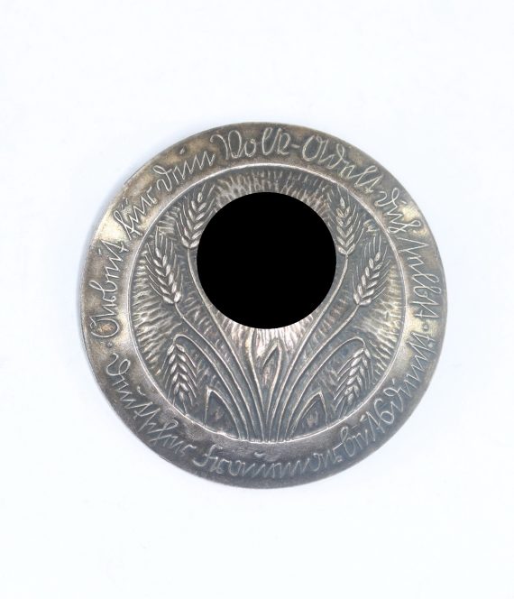 deutscher_frauenarbeitsdienst_brosche_mit_tr_gernummer_1__3_4nd