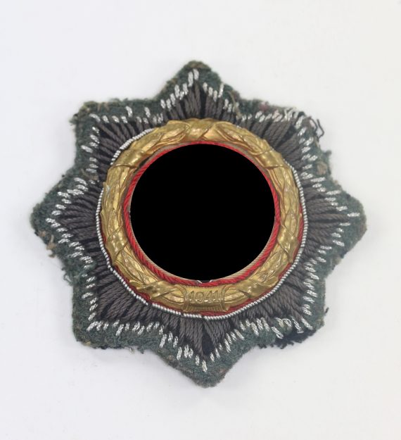 deutsches_kreuz_in_gold_auf_heeresstoff_hst