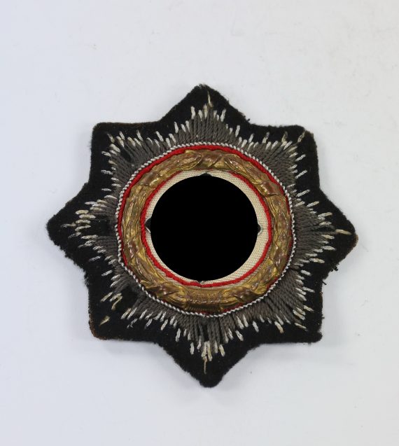 deutsches_kreuz_in_gold_panzerstoff_c