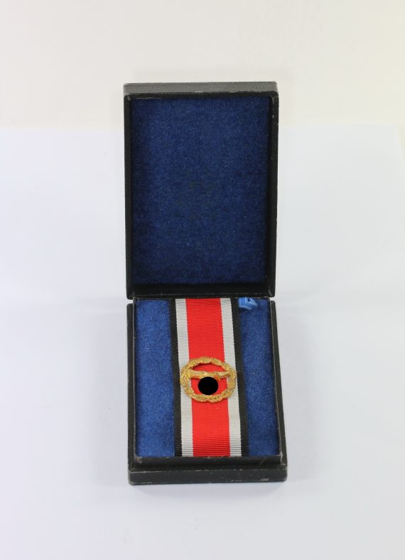 ehrenblattspange_der_luftwaffe_im_etui_militariaberlin_1__1