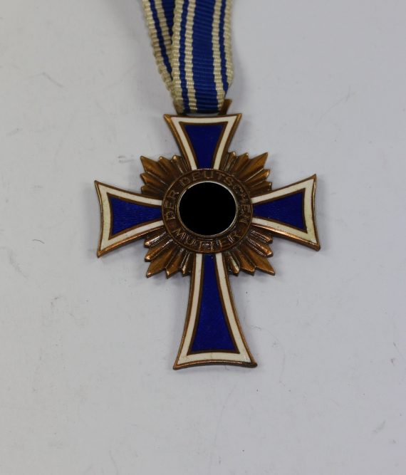 ehrenkreuz_der_deutschen_mutter__mutterkreuz_brinze_der_deutschen_mutter_1__1