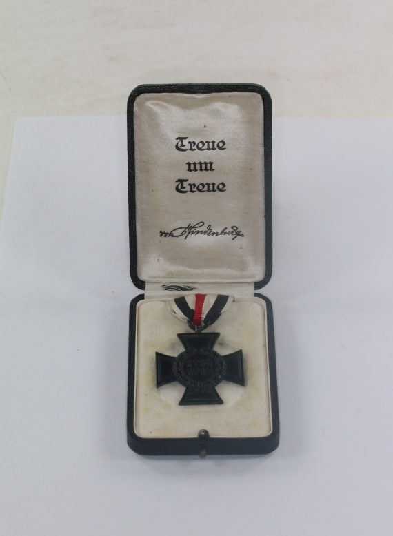 ehrenkreuz_f_r_hinterbliebende_hst