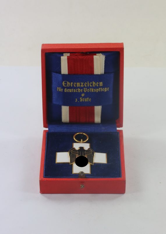 ehrenzeichen_f_r_deutsche_volkspflege_3