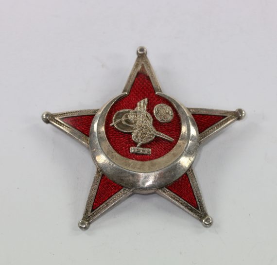 eiserner_halbmond_hersteller_bb_co_1_