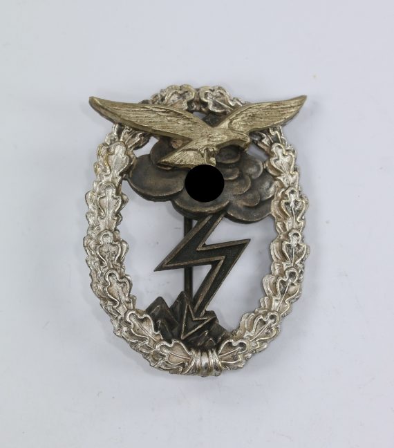 erdkampfabzeichen_der_luftwaffe_c