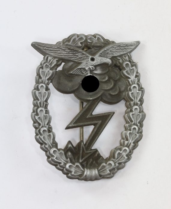 erdkampfabzeichen_der_luftwaffe_hammer_s_hne_1__1_1