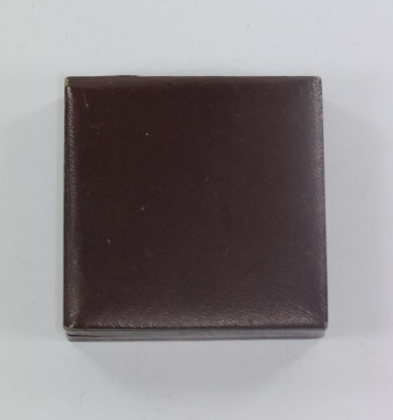 etui_f_r_ein_verwundetenabzeichen_in_silber_hauptm_nzamt_wien_iii_1_