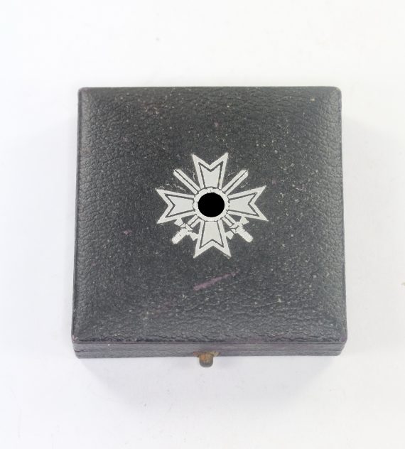 etui_kriegsverdienstkreuz_1