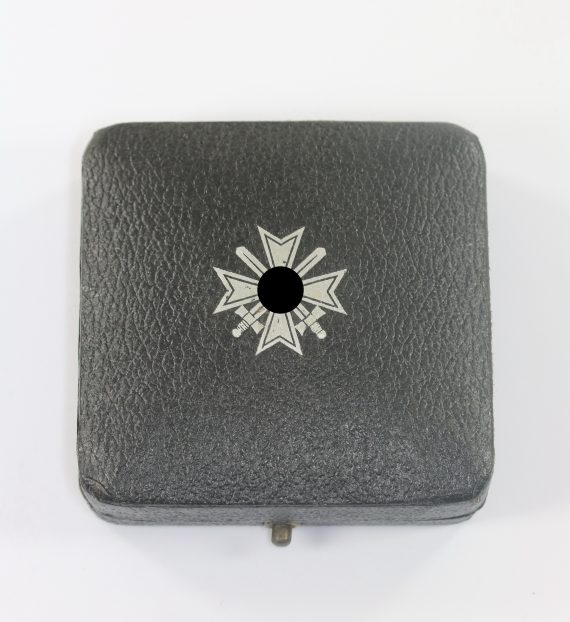 etui_kriegsverdienstkreuz_1
