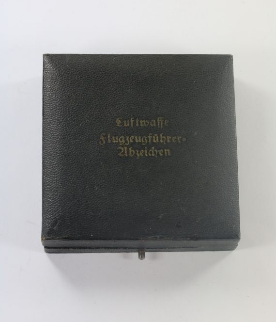 etui_luftwaffe_flugzeugf_hrer_abzeichen_1__4nd