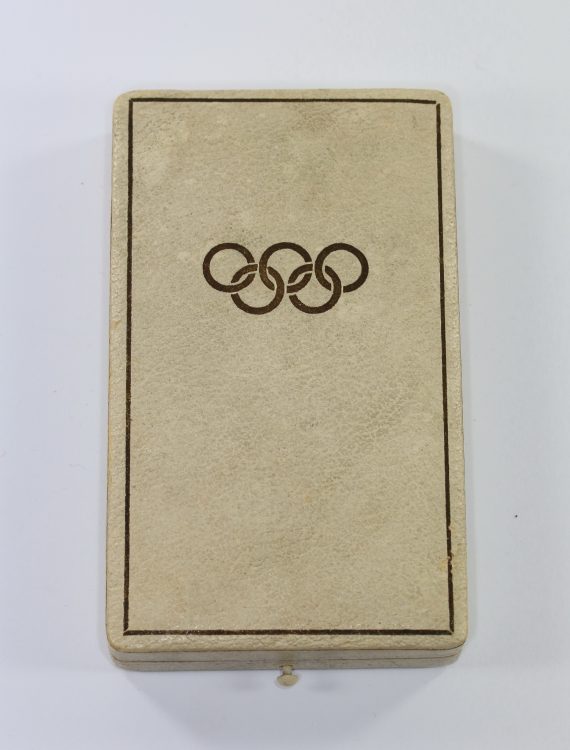 etui_olympia_ehrenzeichen_1936_1_