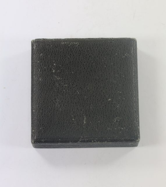 etui_verwundetenabzeichen_in_gold_hauptm_nzamt_wien_iii_1__2