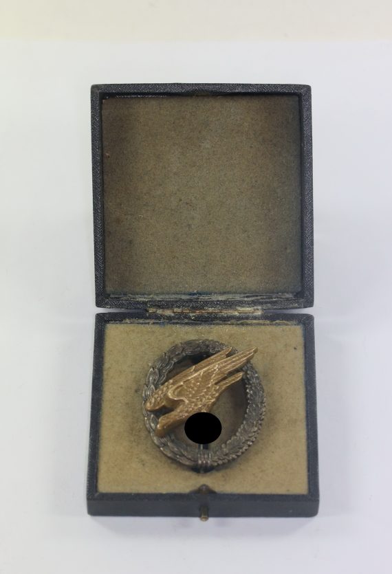 fallschirmsch_tzenabzeichen_der_luftwaffe_hst