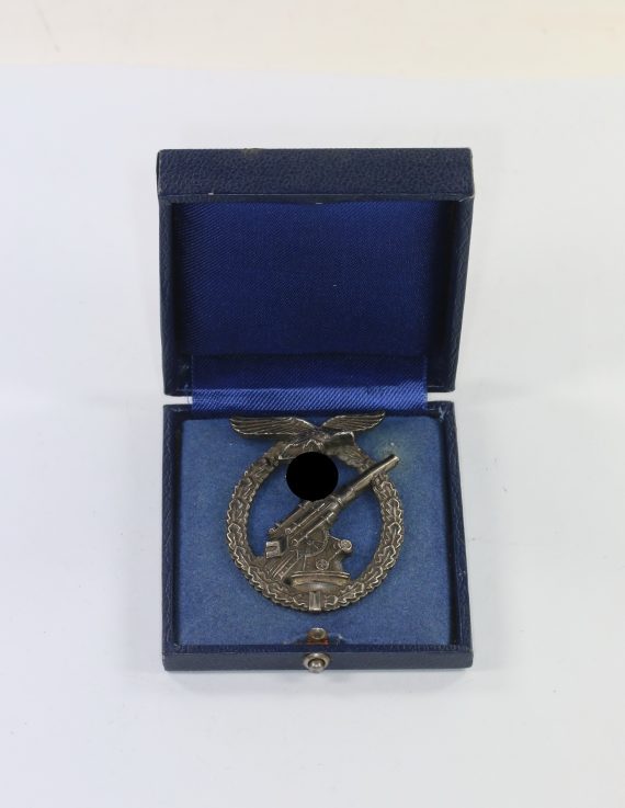 flakkampfabzeichen_der_luftwaffe_hst