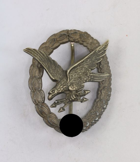 fliegersch_tzenabzeichen_mit_blitzb_ndel_hst