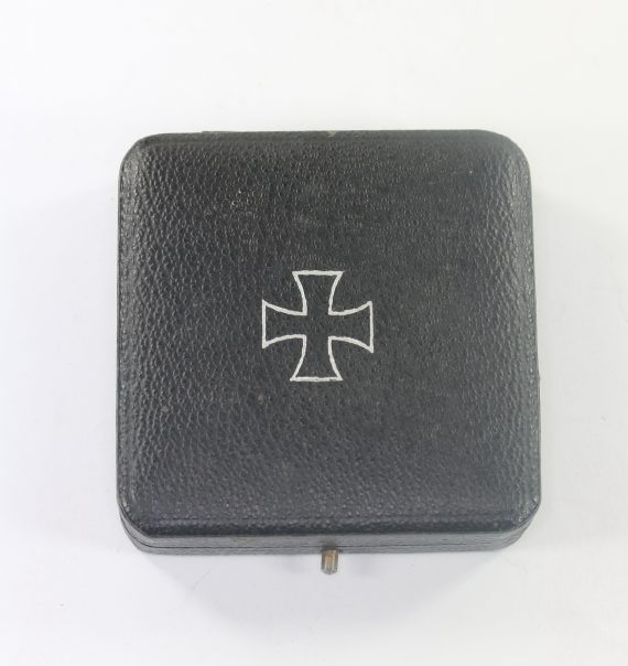 fr_hes_etui_eisernes_kreuz_1