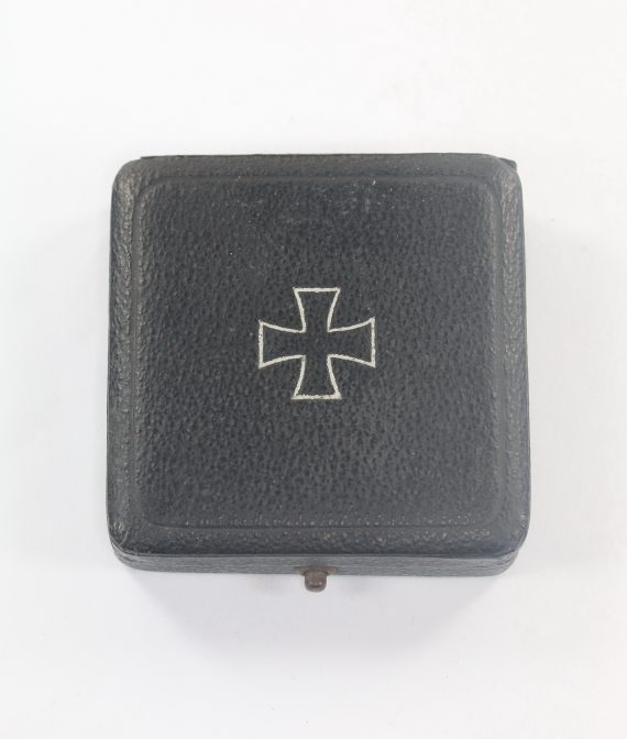 fr_hes_etui_eisernes_kreuz_1