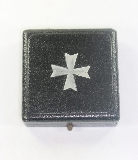 fr_hes_etui_kriegsverdienstkreuz_1