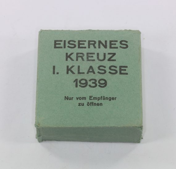 gr_ner_umkarton_eisernes_kreuz_1