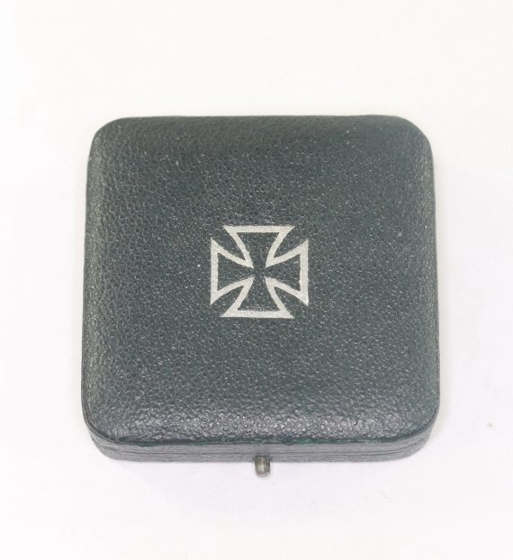 gr_nes_etui_eisernes_kreuz_1