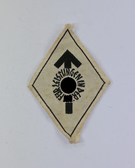 hitler_jugend_hj_leistungsabzeichen_in_schwarz_soff_1__1