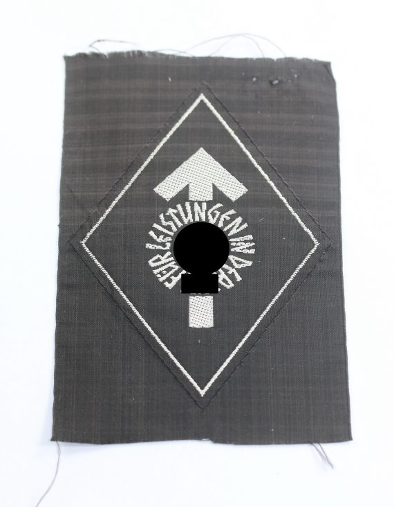 hitlerjugen_hj_leistungsabzeichen_in_silber_stoff_mit_rzm_etikette_m4134_1__1