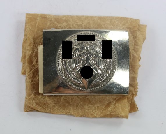 hitlerjugend_hj_koppelschloss_mit_etikette_1__1