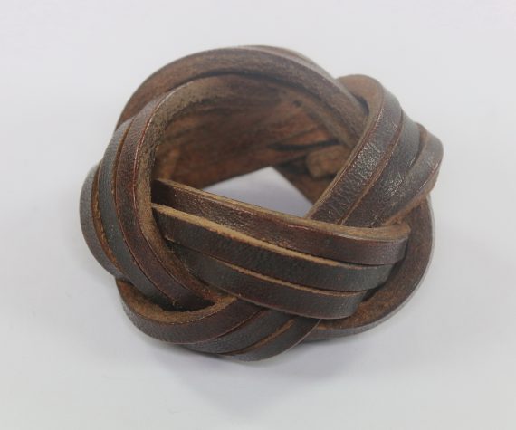 hj_bdm_halstuchknoten