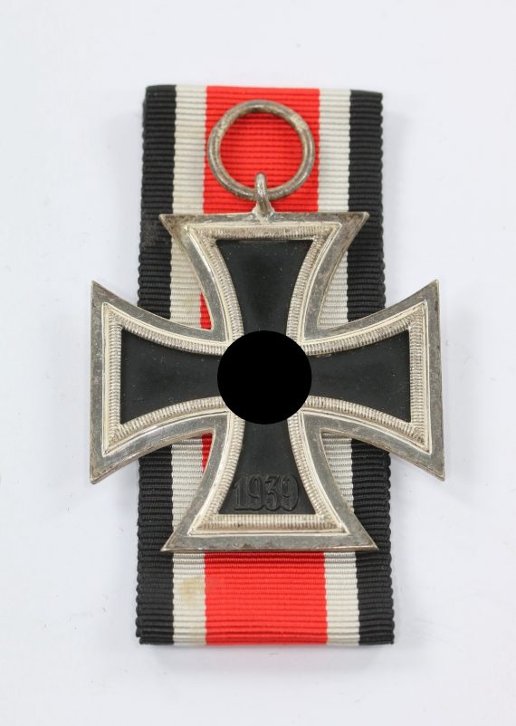 Eisernes Kreuz 2. Klasse 1939, Hst. 100